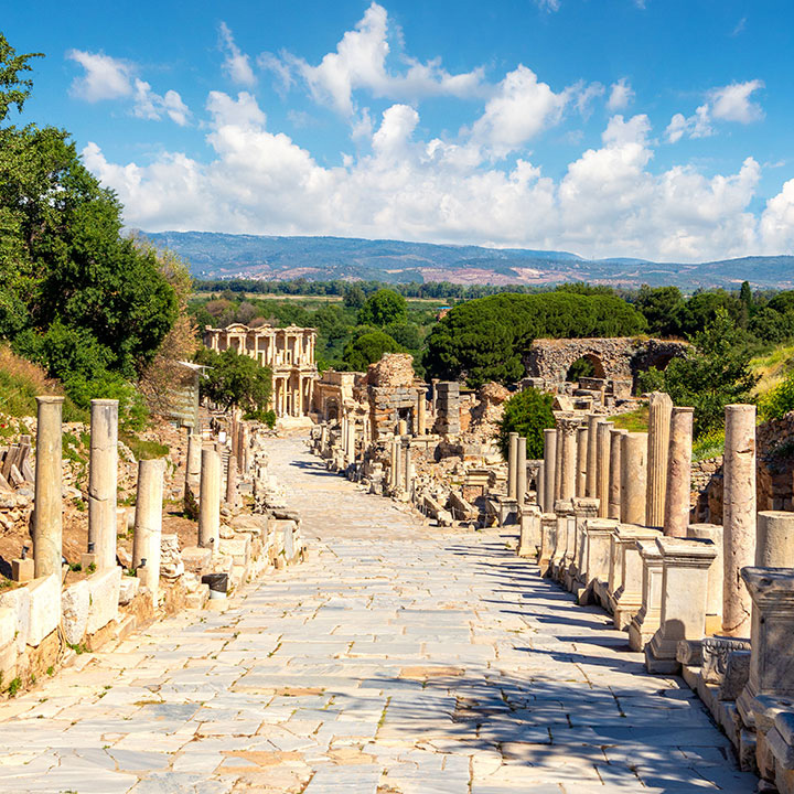 1-kusadasi-iStock-1415341337-itinerary